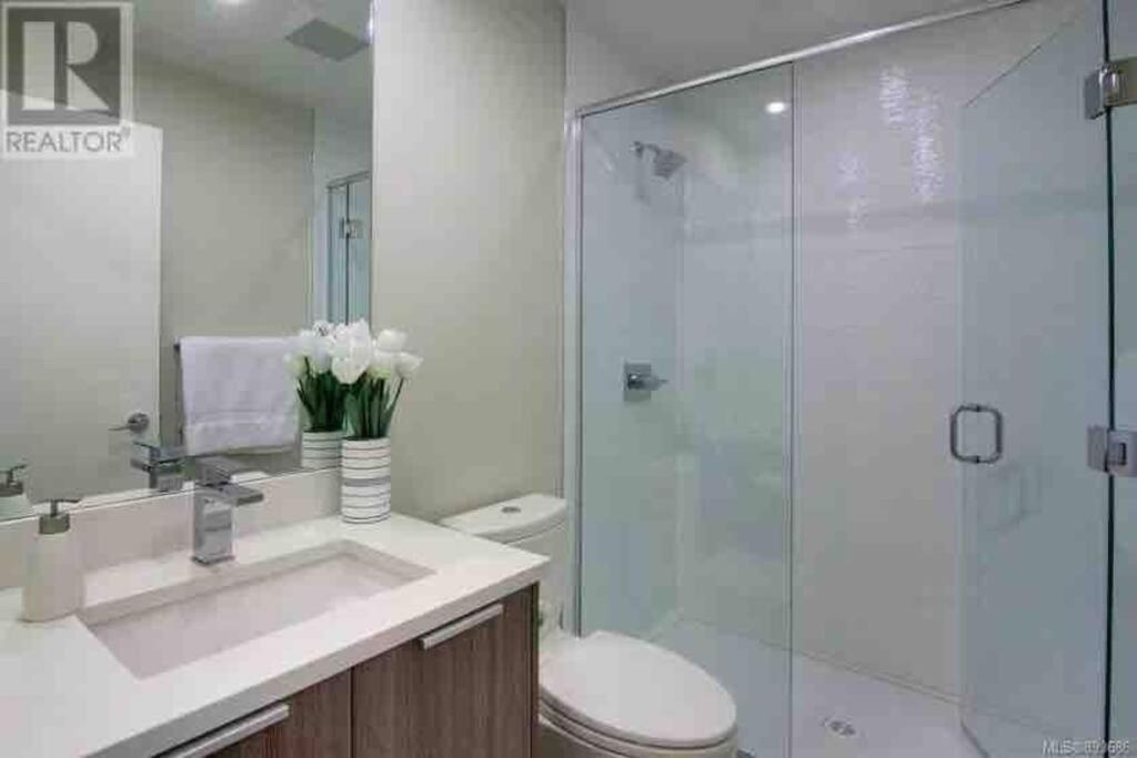 Lovely Downtown 2 Bedroom Condo With Free Parking Victoria Exterior photo